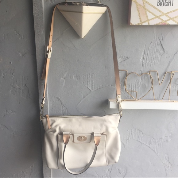 kate spade Handbags - Kate Spade White Hampton road Janie purse